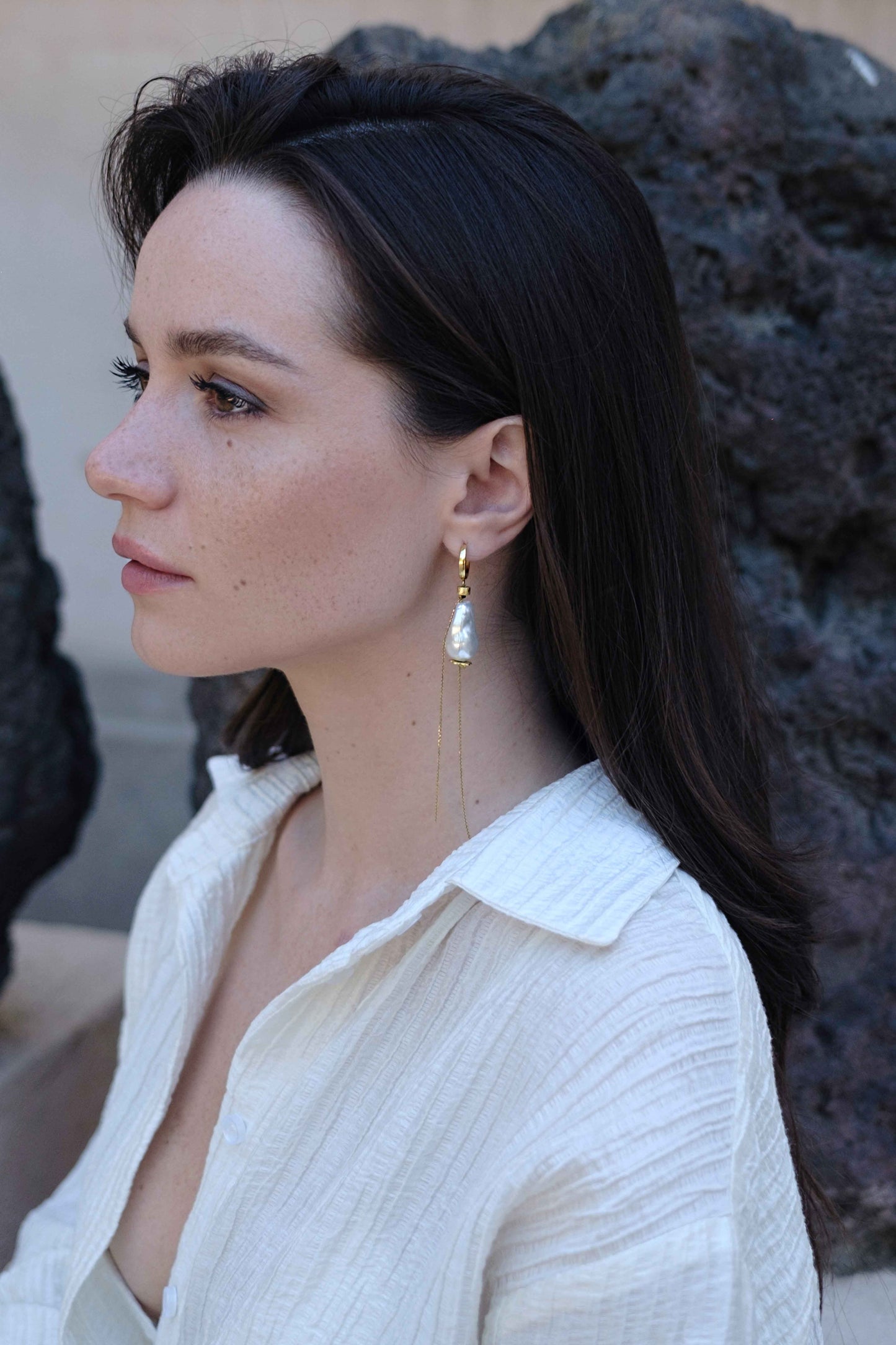 Evia Mono Earring