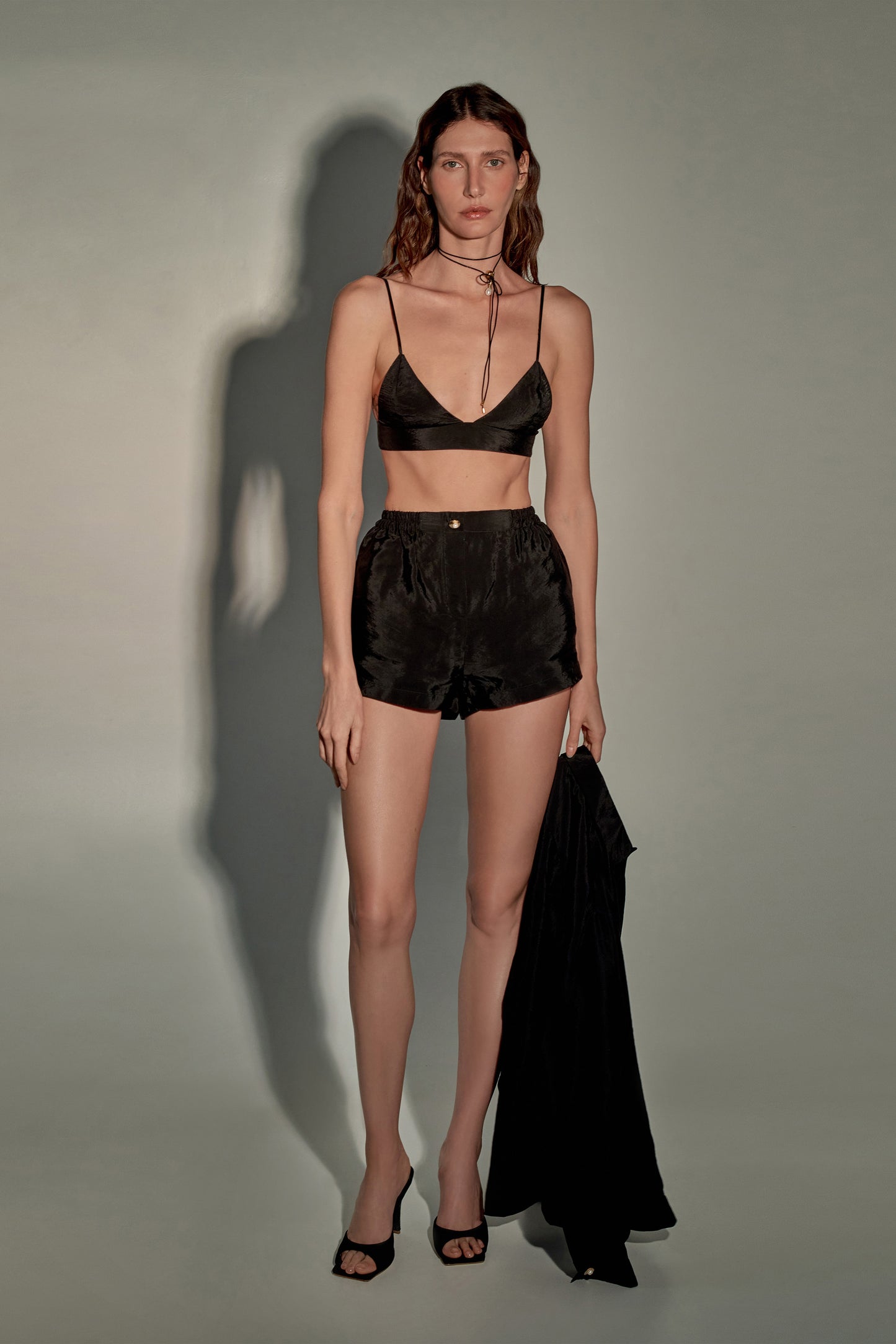 Shorts Evia in Black