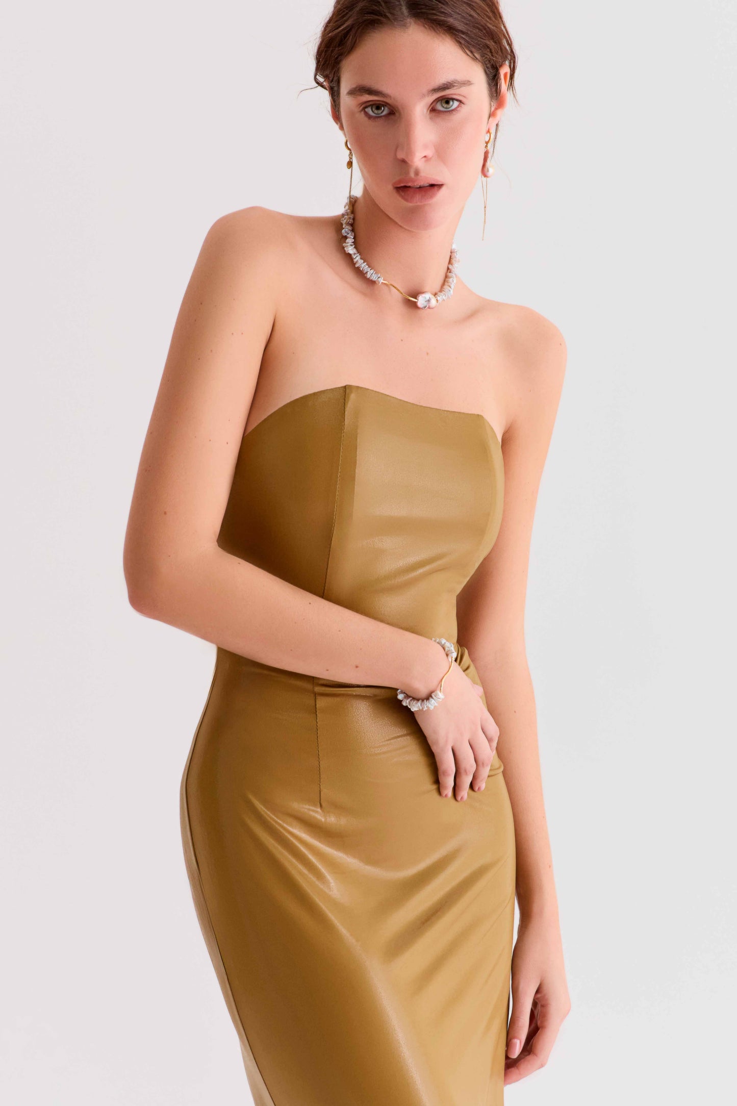 Dress Éna in Gold