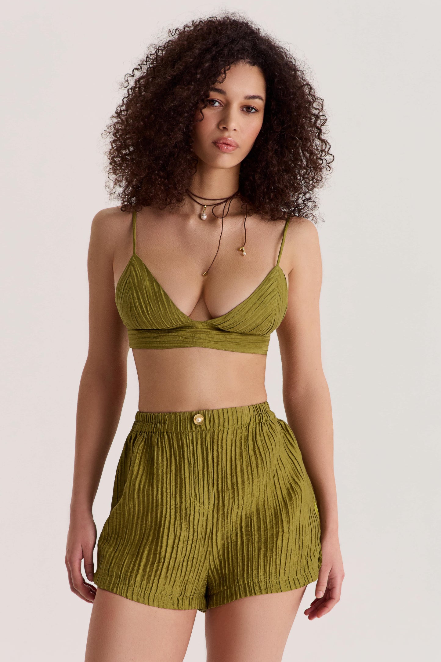 Shorts Evia in Olive