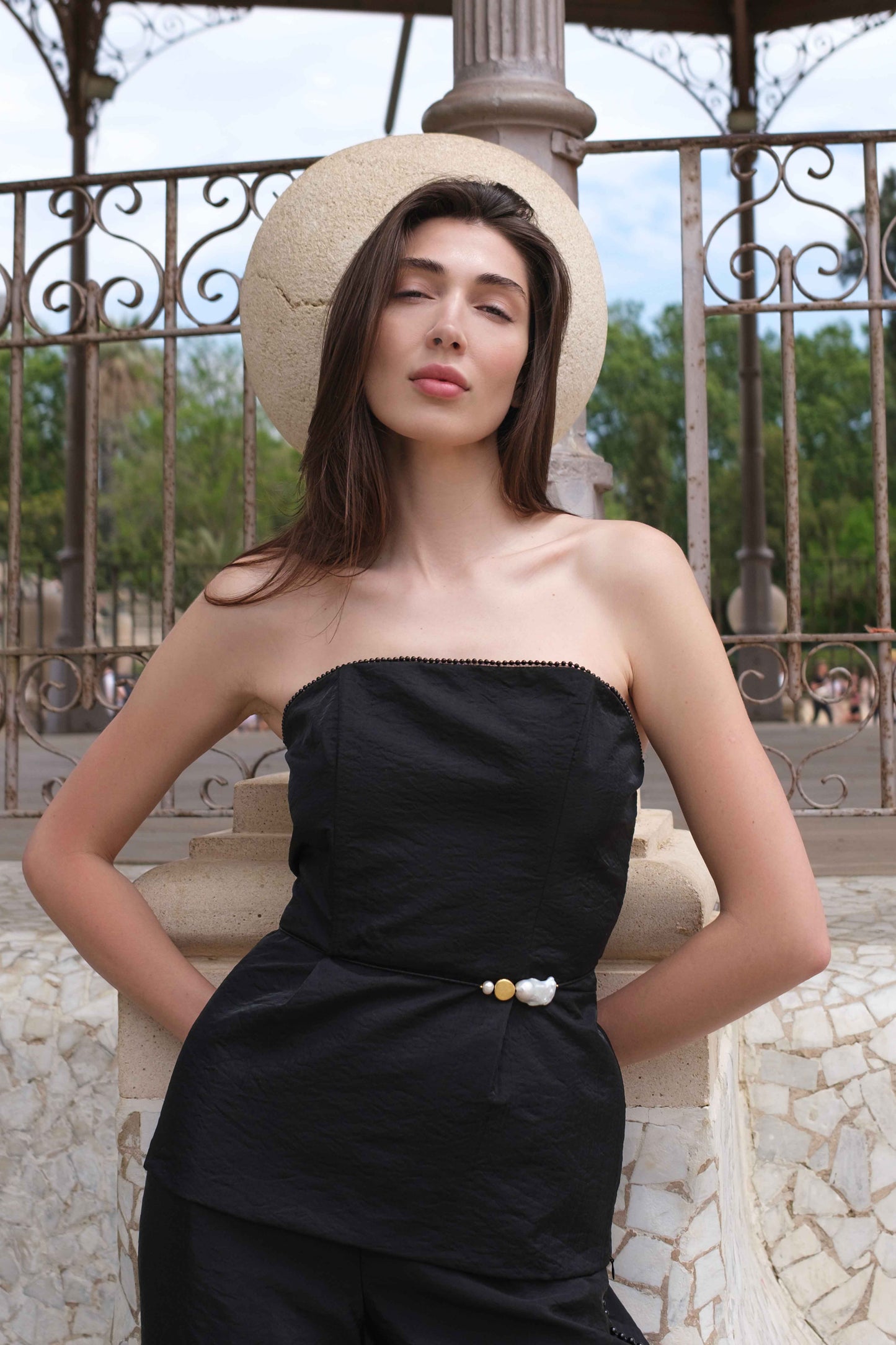 Peplum Top Delos in Black