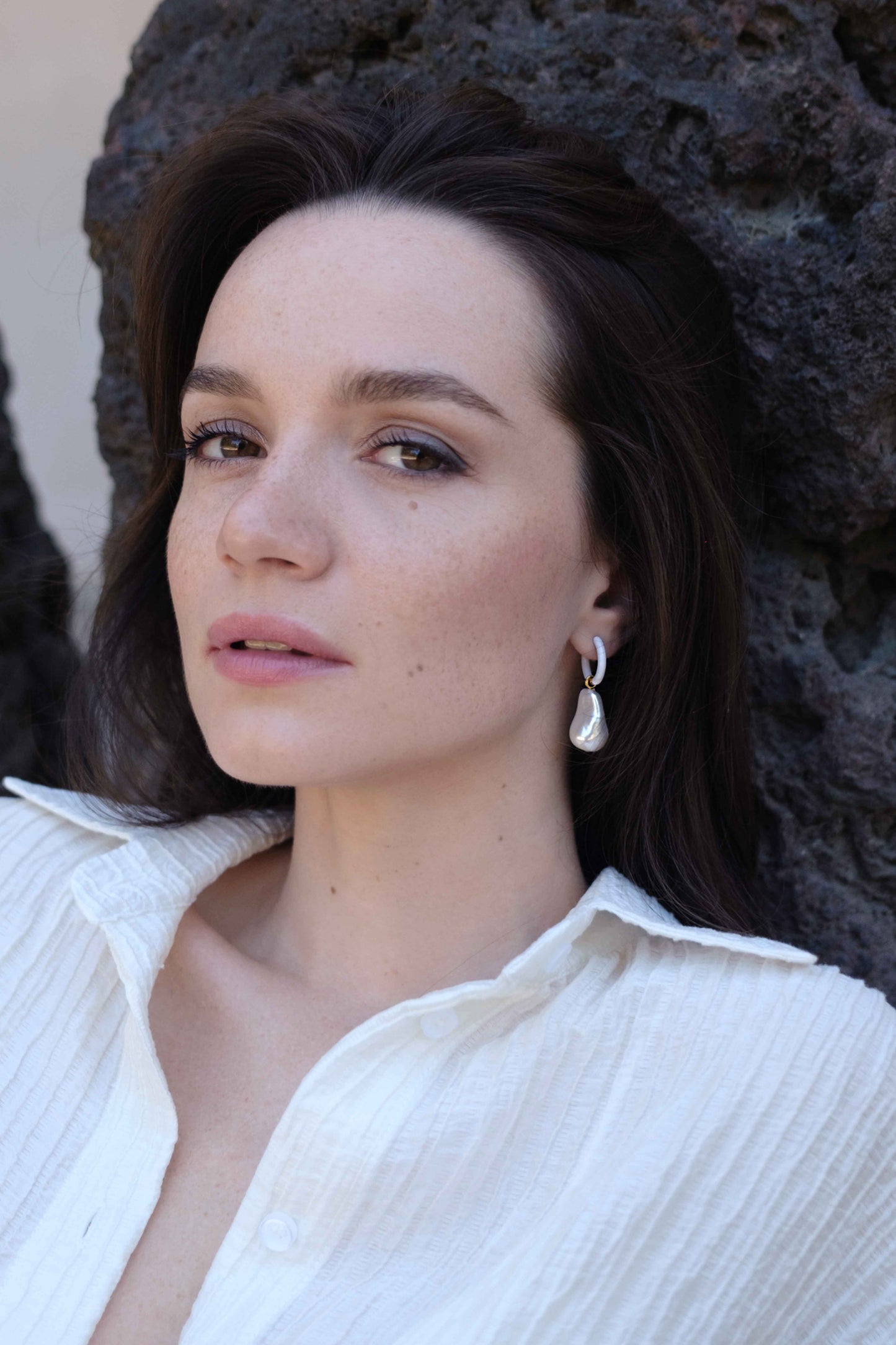 Evia Earrings with Pearls