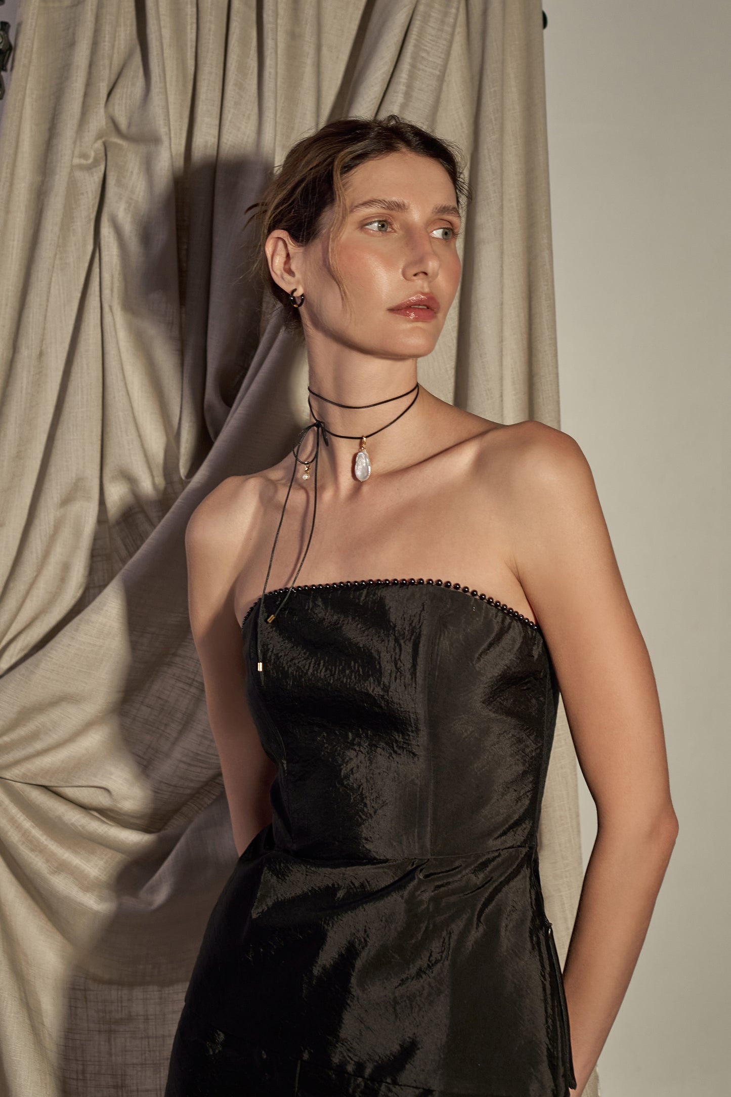 Peplum Top Delos in Black